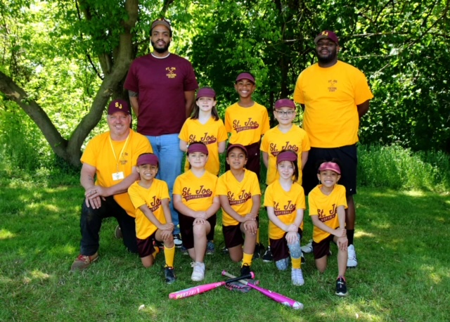 2023-8U Gold